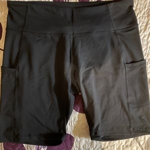 Women’s bike shorts 2XL with pockets